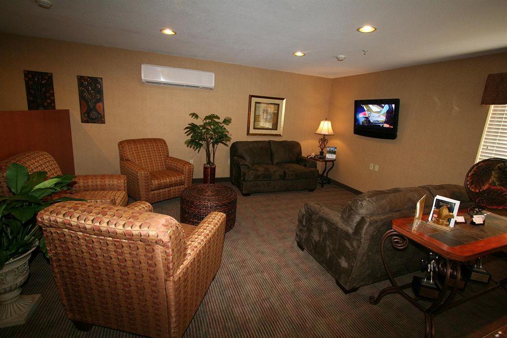 Candlewood Suites Louisville Airport By Ihg Dış mekan fotoğraf