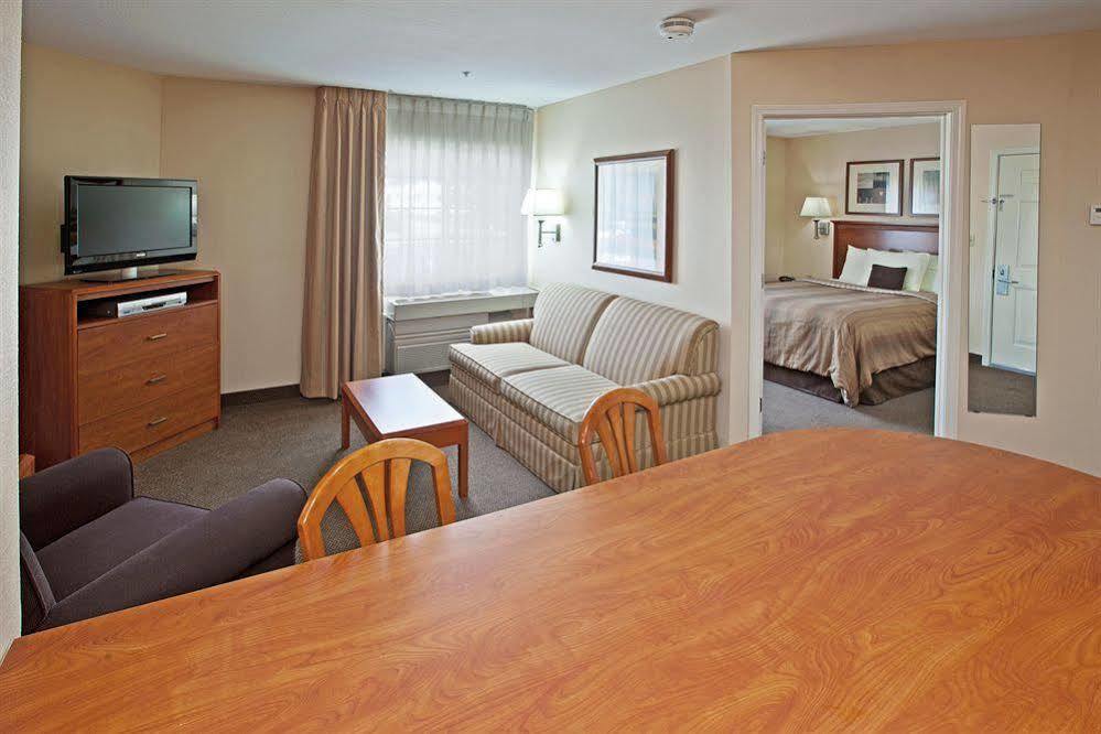 Candlewood Suites Louisville Airport By Ihg Dış mekan fotoğraf