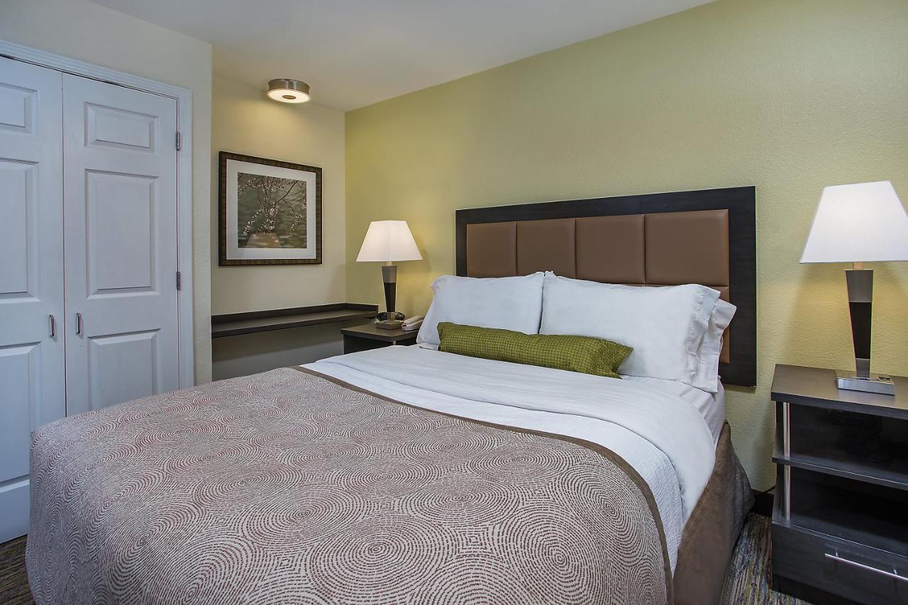 Candlewood Suites Louisville Airport By Ihg Dış mekan fotoğraf
