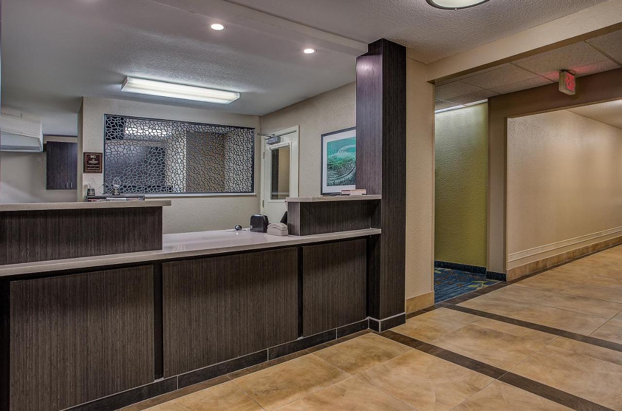 Candlewood Suites Louisville Airport By Ihg Dış mekan fotoğraf